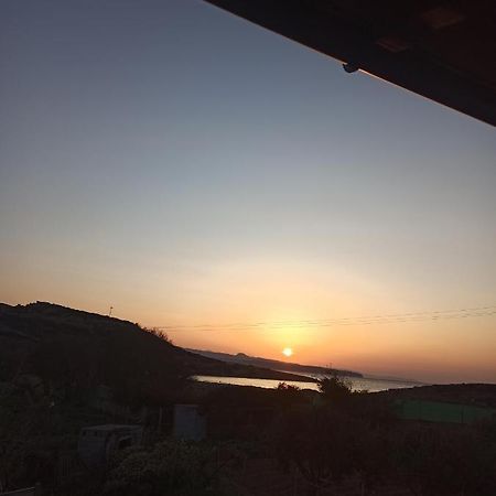 Peaceful Studio Apartment Near The Sea! 锡蒂亚 外观 照片