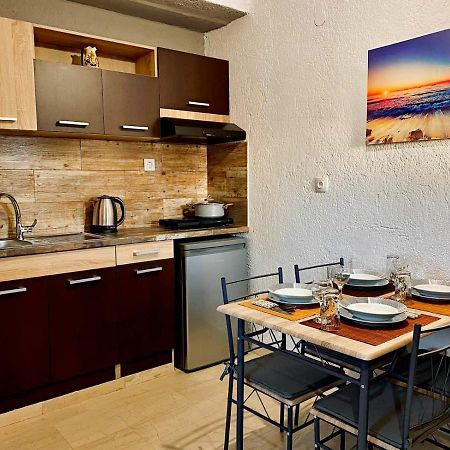 Peaceful Studio Apartment Near The Sea! 锡蒂亚 外观 照片