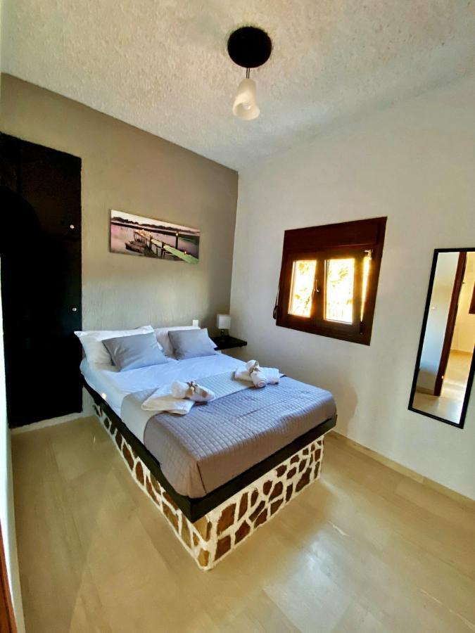 Peaceful Studio Apartment Near The Sea! 锡蒂亚 外观 照片